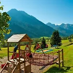 Wellness-aparthotel Montana 4*