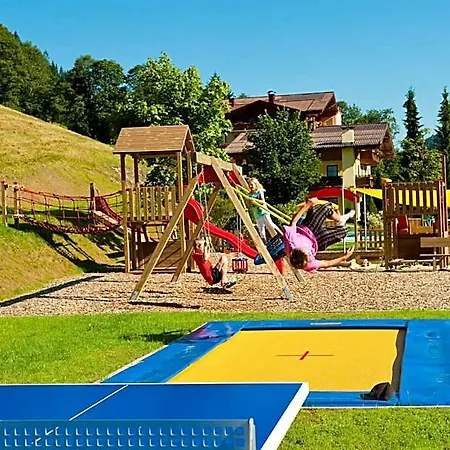 Wellness-aparthotel Montana 아파트호텔