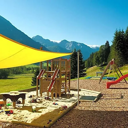 Wellness-aparthotel Montana 아파트호텔 4*