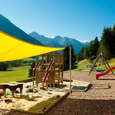 מלון דירות Wellness-aparthotel Montana 4*