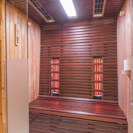 Wellness-aparthotel Montana מלון דירות 4*