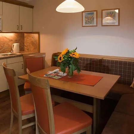 Wellness-aparthotel Montana 4*