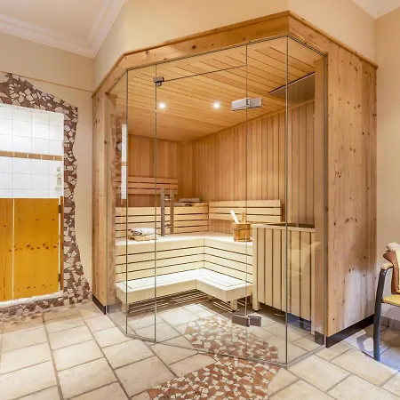 Wellness-aparthotel Montana 클레이날