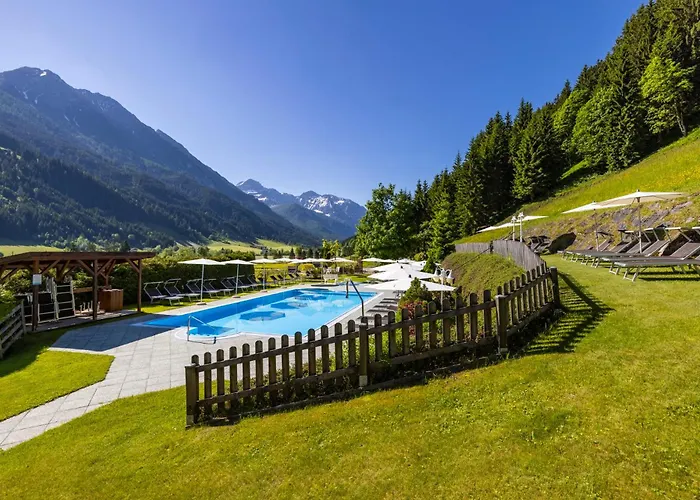 Wellness-aparthotel Montana アパートホテル 4*