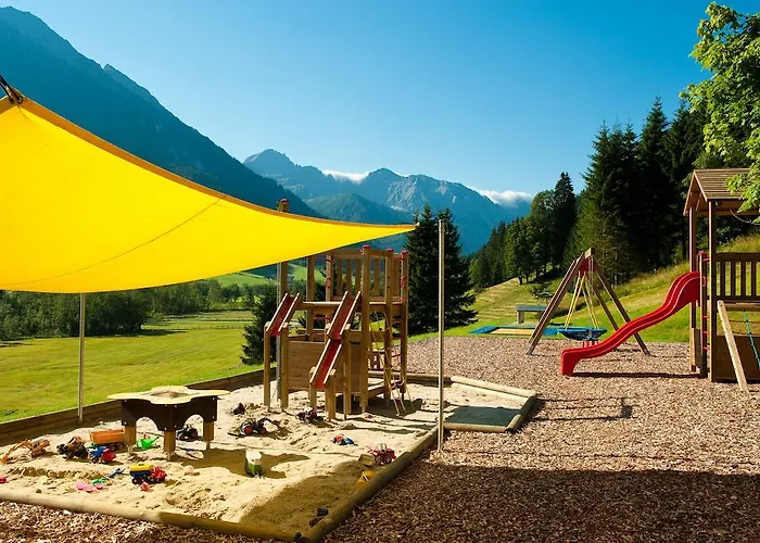 アパートホテル Wellness-aparthotel Montana 4*