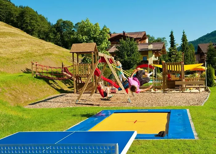 アパートホテル Wellness-aparthotel Montana 4*