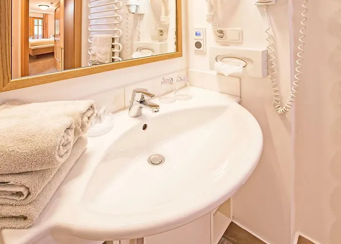 Wellness-aparthotel Montana 4* クライナル