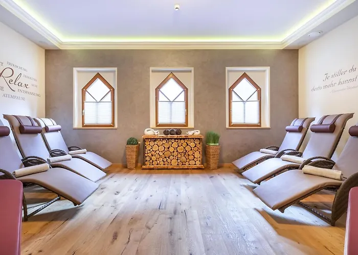 Wellness-aparthotel Montana 4* クライナル